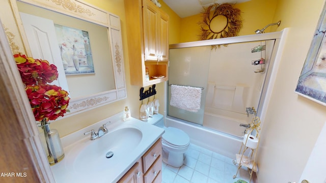 4701 Lynndale Rd, Altoona, PA 16602 - bathroom with vanity, combined bath / shower with glass door, and tile patterned flooring
