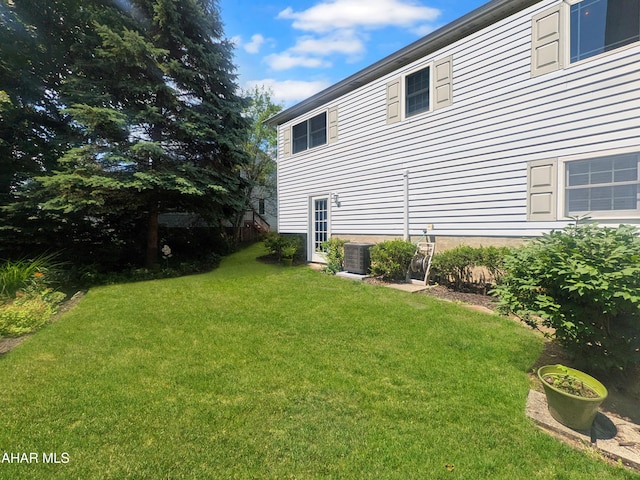4701 Lynndale Rd, Altoona, PA 16602 - view of grassy yard