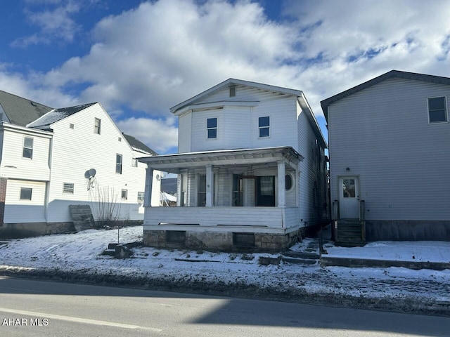 view of front of property with covered porch