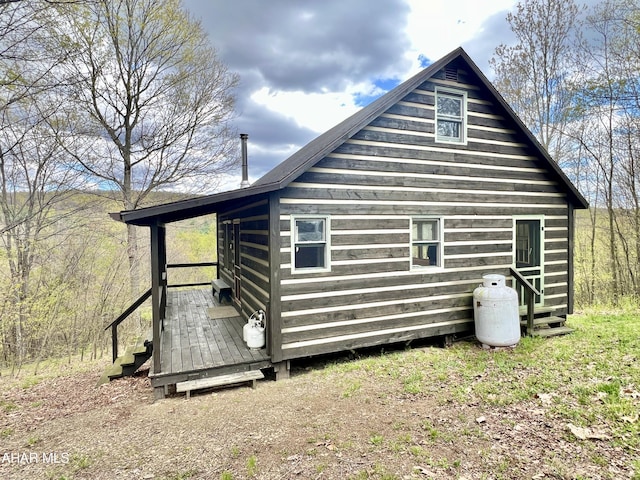 view of home's exterior