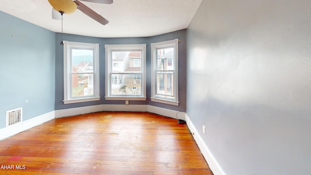 216 S 4th St, Altoona, PA 16602 - photo 17