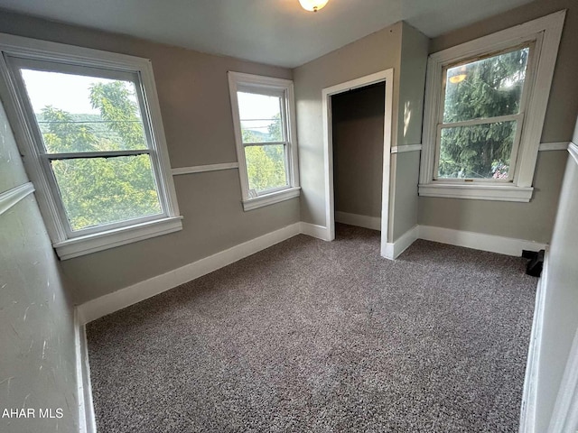 325 Mcfarland Rd, Tyrone, PA 16686 - unfurnished bedroom featuring carpet and a closet