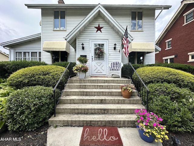 705 Clark St, Hollidaysburg, PA 16648 - property entrance