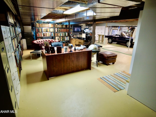 9510 Lincoln Hwy, Bedford, PA 15522 - office area with finished concrete flooring