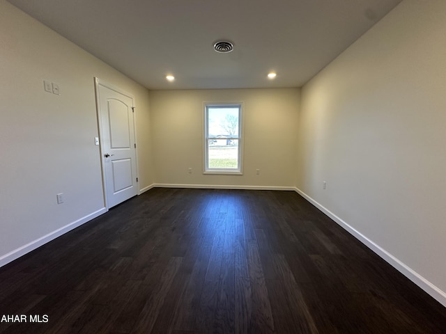 111 Red Tail Cir, Duncansville, PA 16635 - spare room with dark wood finished floors, recessed lighting, baseboards, and visible vents