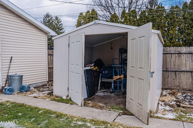 view of outbuilding