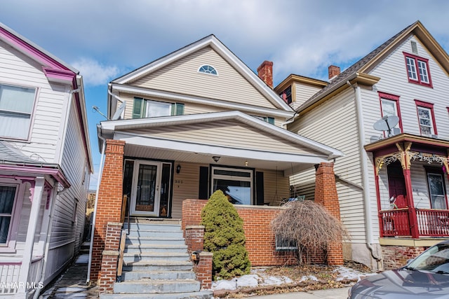 view of front of house featuring a porch