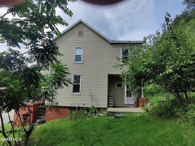 519 Benshoff Hill Rd, Johnstown, PA 15906 - photo 3
