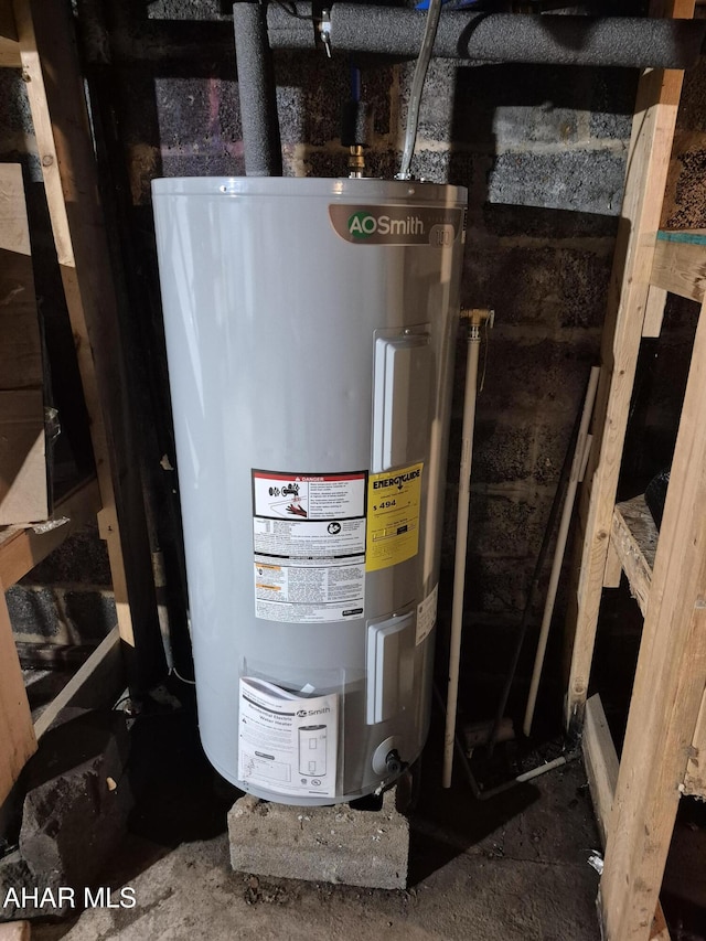 1429 Everett Rd, East Freedom, PA 16637 - utilities featuring electric water heater