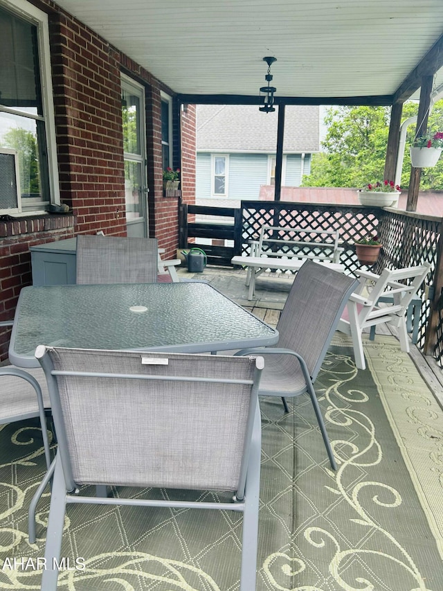14 W 2nd St, Everett, PA 15537 - porch featuring outdoor dining area