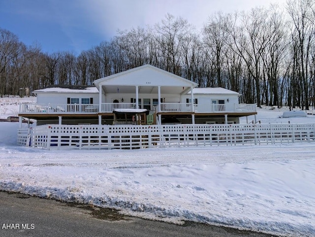 view of front of home