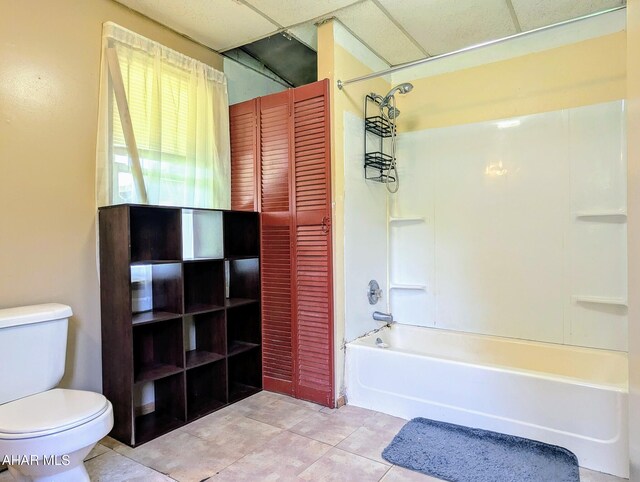 157 Cove Rd, Buffalo Mills, PA 15534 - full bathroom featuring washtub / shower combination, tile patterned flooring, and a closet