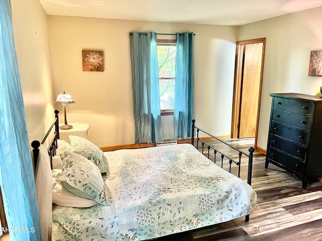 508 Oakwood Dr, Bedford, PA 15522 - bedroom with wood finished floors and baseboards