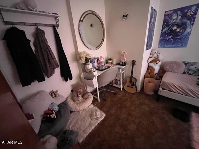 1004-08 17th Ave, Altoona, PA 16601 - bedroom featuring carpet