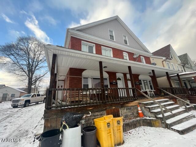 1004-08 17th Ave, Altoona, PA 16601 - view of front of property featuring covered porch