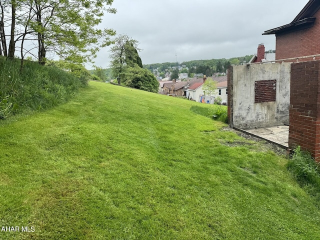 321 Main St, Gallitzin, PA 16641 - view of yard featuring a residential view