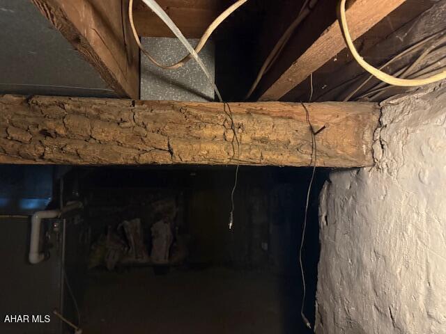 3091 Colonial Dr, Duncansville, PA 16635 - detailed view of crawl space
