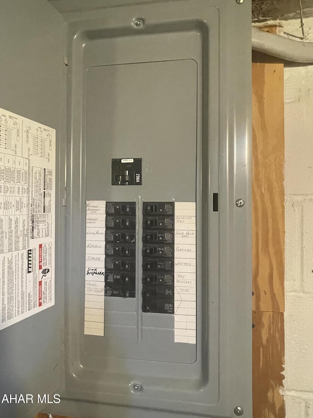 523 W 16th St, Tyrone, PA 16686 - utilities featuring electric panel