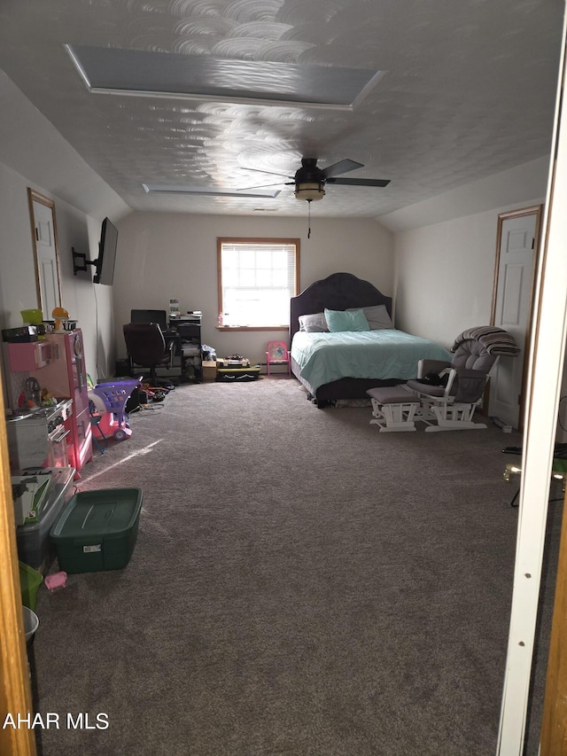 bedroom featuring carpet and ceiling fan