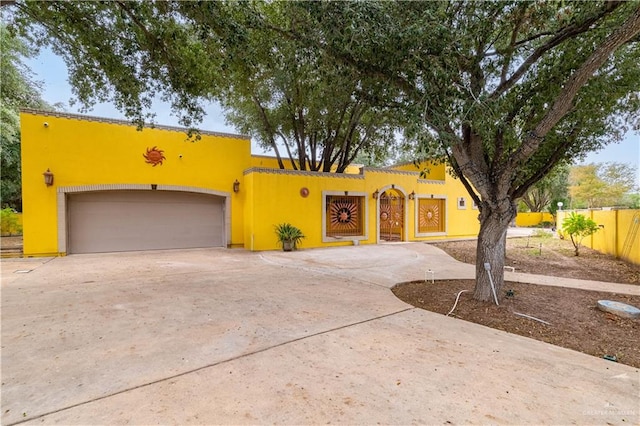 view of front of home featuring a garage