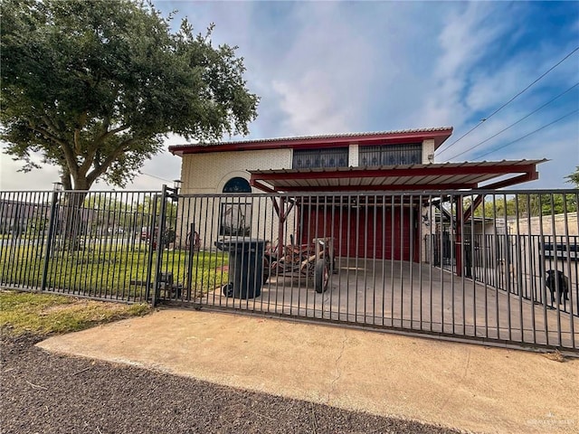 1712 N 1st St, Mcallen, TX 78501 - view of gate featuring a fenced front yard