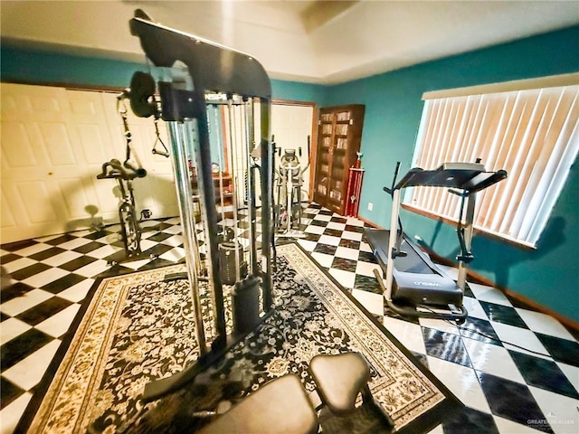 1712 N 1st St, Mcallen, TX 78501 - workout area with tile patterned floors