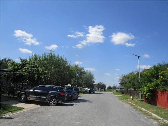 Listing photo 2 for 2710 E Pauline Ln, Edinburg TX 78542