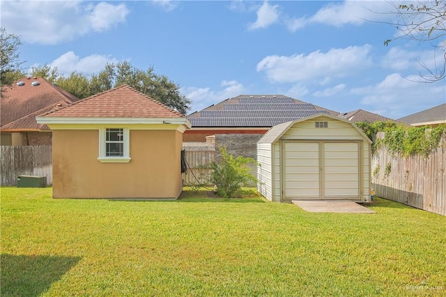 view of yard with a storage shed