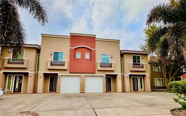 view of front of house with a garage