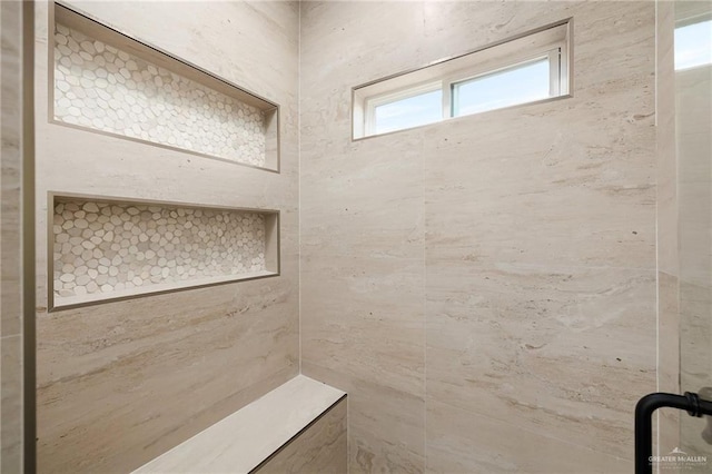 1809 Diplomat Dr, Edinburg, TX 78542 - bathroom featuring tiled shower