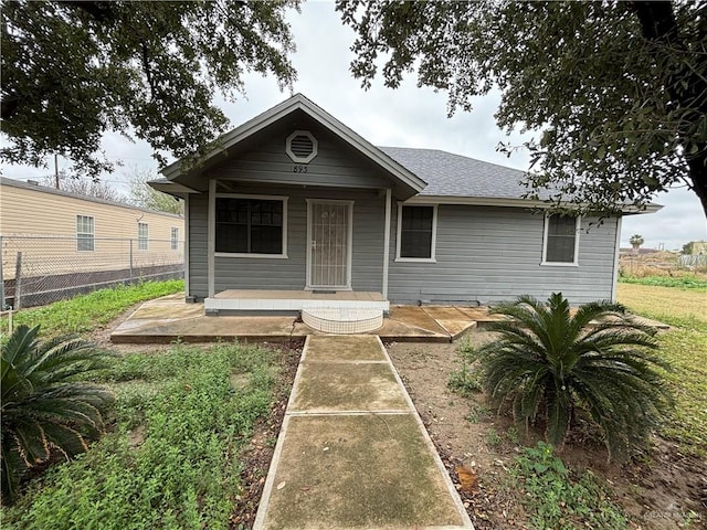 bungalow-style house with covered porch