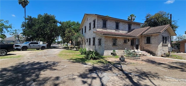 3220 N Taylor Rd, Mcallen, TX 78501 - view of front of property featuring stone siding
