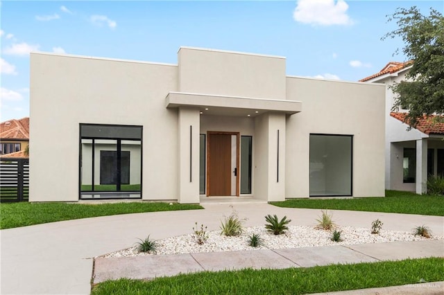 2228 S 45th St, Mcallen, TX 78503 - rear view of property featuring stucco siding