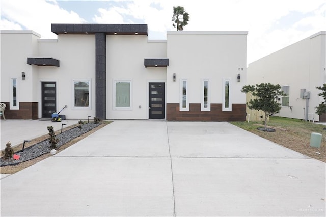 view of front of home with stucco siding