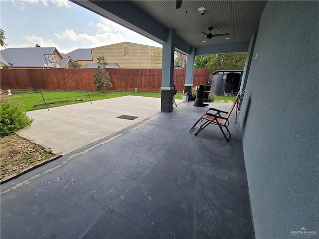 view of patio featuring ceiling fan