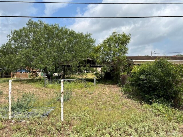 100 N Mariposa Dr, Rio Grande City, TX 78582 - photo 5