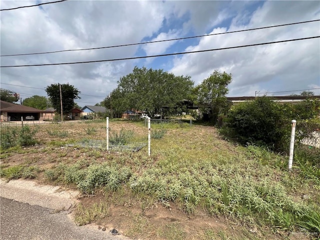 100 N Mariposa Dr, Rio Grande City, TX 78582 - photo 4