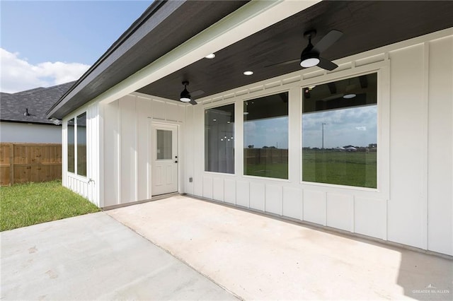 1027 Broken Arrow Dr, Alamo, TX 78516 - view of patio / terrace featuring a ceiling fan