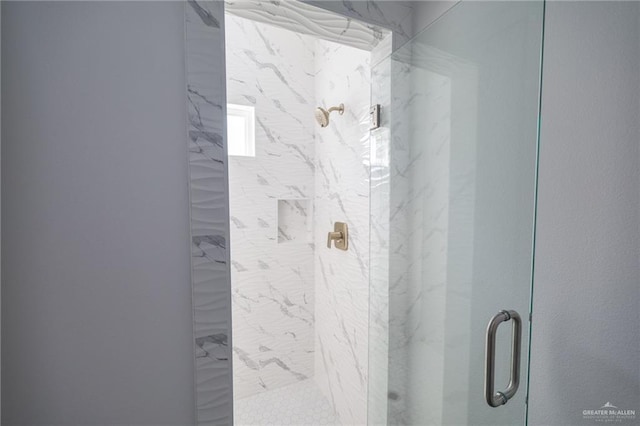1106 Copper Ln, San Juan, TX 78589 - detailed view of a marble finish shower