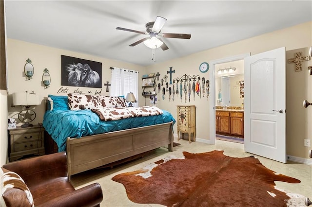 512 S Mina De Oro St, Mission, TX 78572 - bedroom featuring ensuite bath, baseboards, and ceiling fan