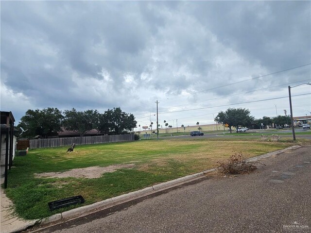 404 Ray St, Donna, TX 78537