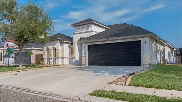 view of front of house featuring a garage