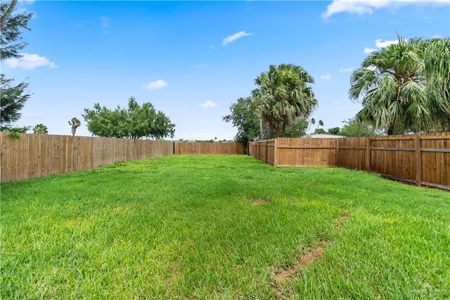 18064 Garrett Rd, Harlingen, TX 78552 - view of fenced backyard