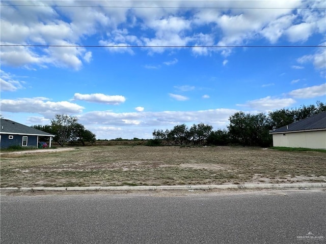 Listing photo 2 for 3814 N Tower Rd, Edinburg TX 78542