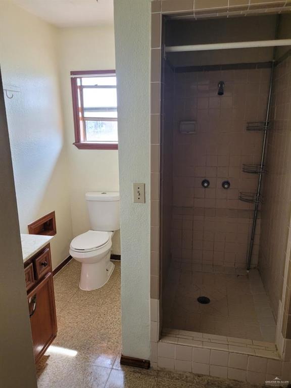 225 W 4th St, La Joya, TX 78560 - photo 13