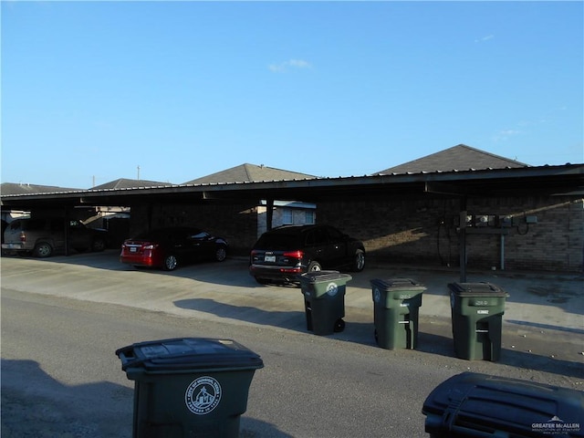 view of front facade with a carport