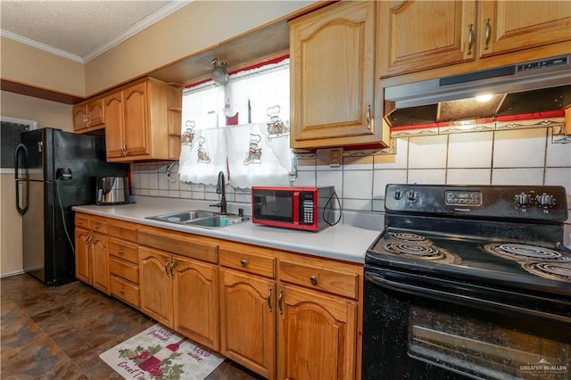 kitchen with black appliances, ornamental molding, sink, and tasteful backsplash