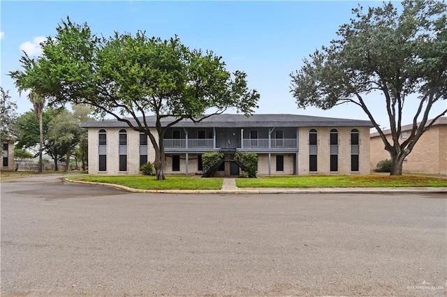 view of front of house