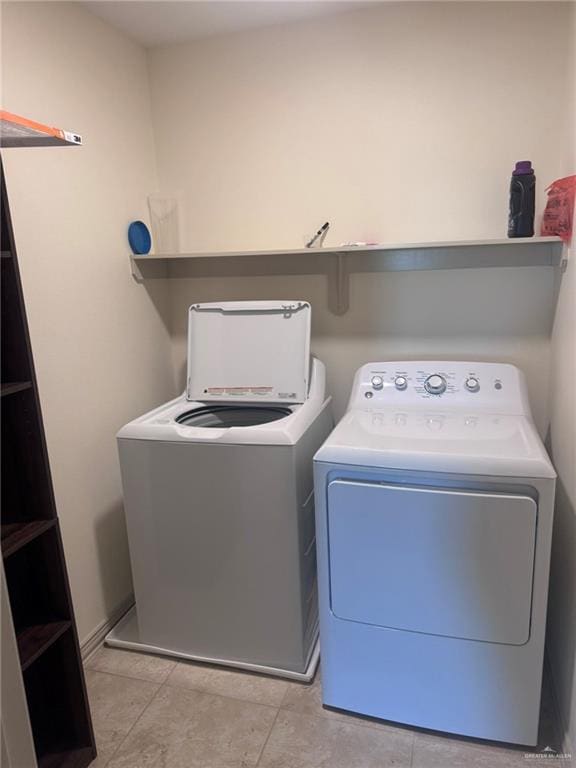 laundry room with laundry area and washer and dryer