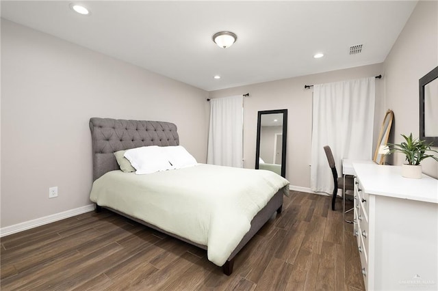 7719 N 39th Ln, Mcallen, TX 78504 - bedroom with dark wood-style floors, baseboards, and recessed lighting
